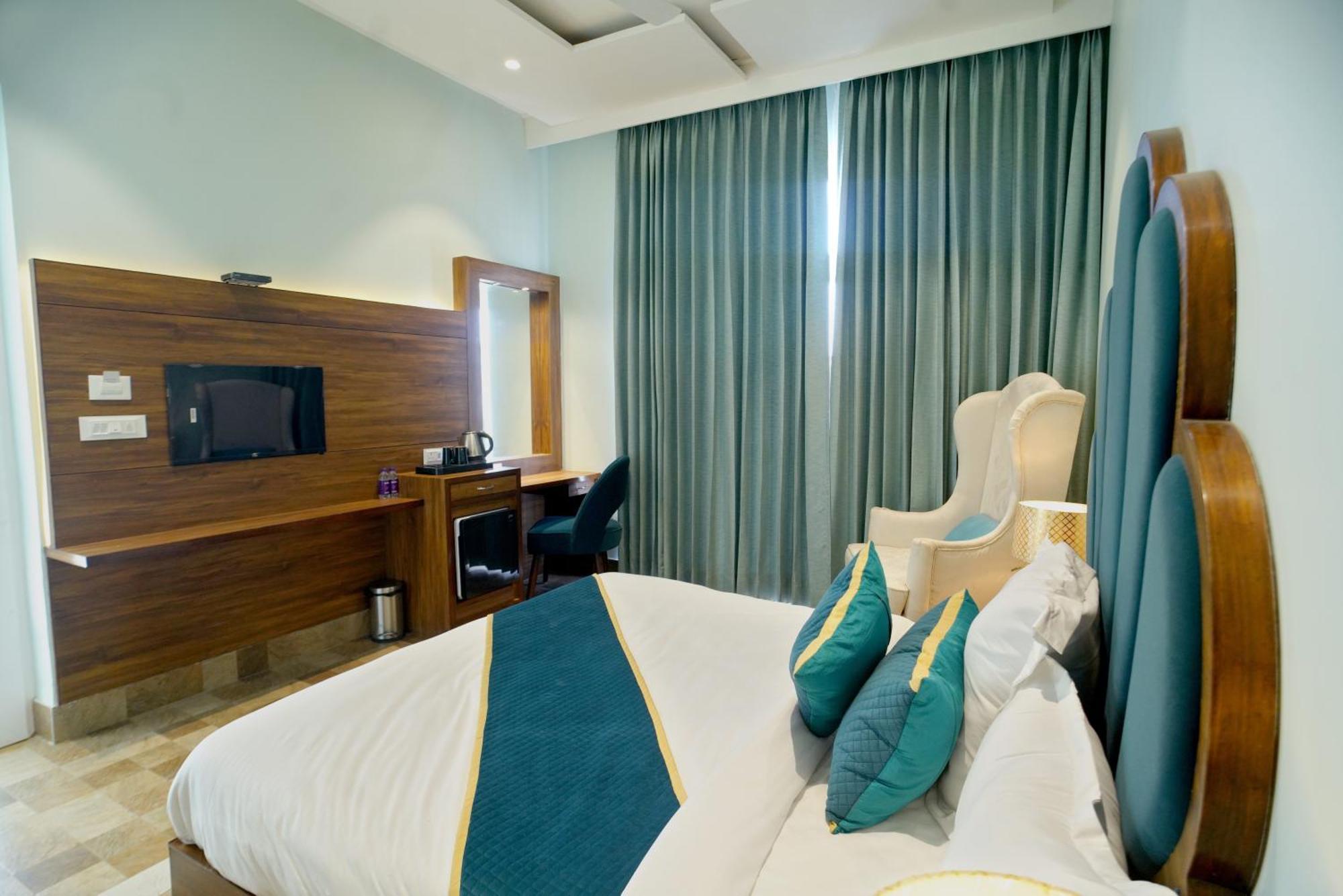 5 States Resort Amritsar Exterior foto